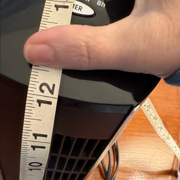 Blackstone Black Tower Fan - Picture 5 of 7